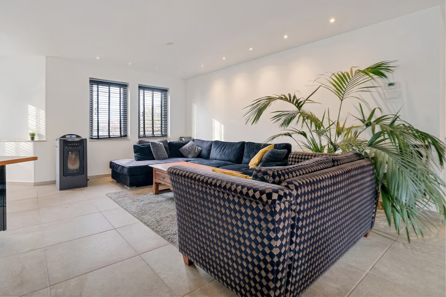Tussenwoning te koop: Mgr. Brulsstraat 11, Hulsberg