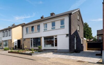 Emmastraat 32