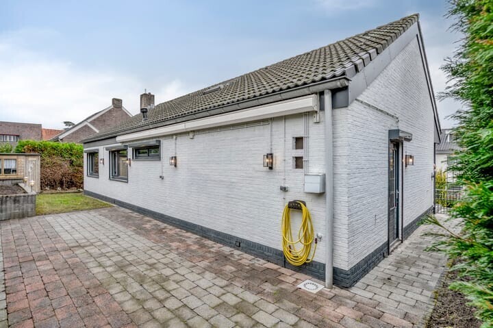 Vrijstaande woning te koop: Stationsstraat 7B, Schinnen