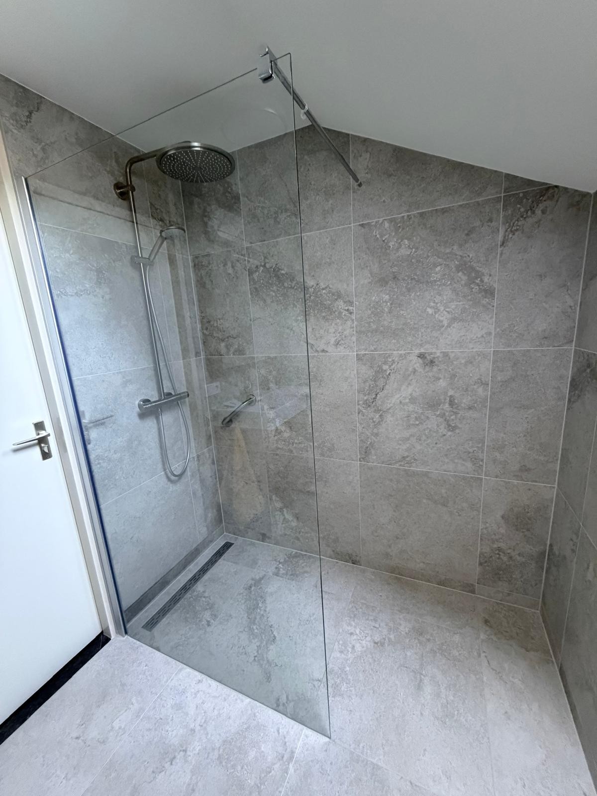 Tussenwoning te koop: Grachtstraat 46, Voerendaal