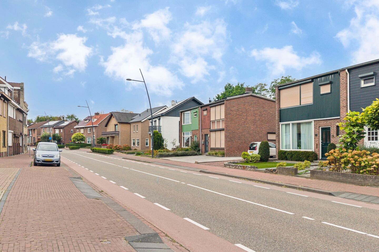 Twee-onder-één-kap te koop: Pasweg 52, Landgraaf