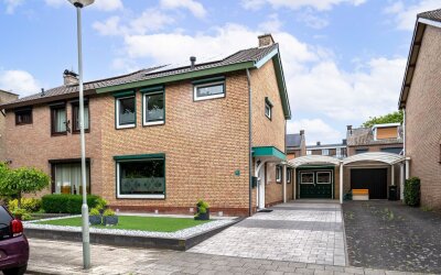 Warburgstraat 11