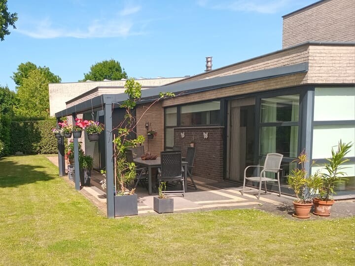 Vrijstaande woning te koop: Hazelaar 6, Landgraaf