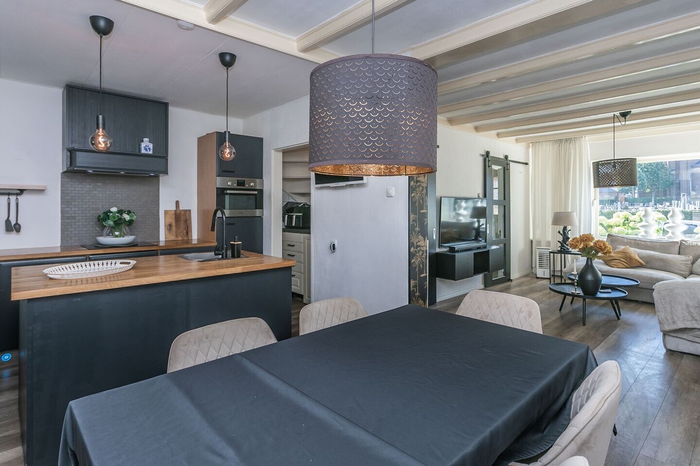 Tussenwoning te koop: Oude Landgraaf 24, Landgraaf