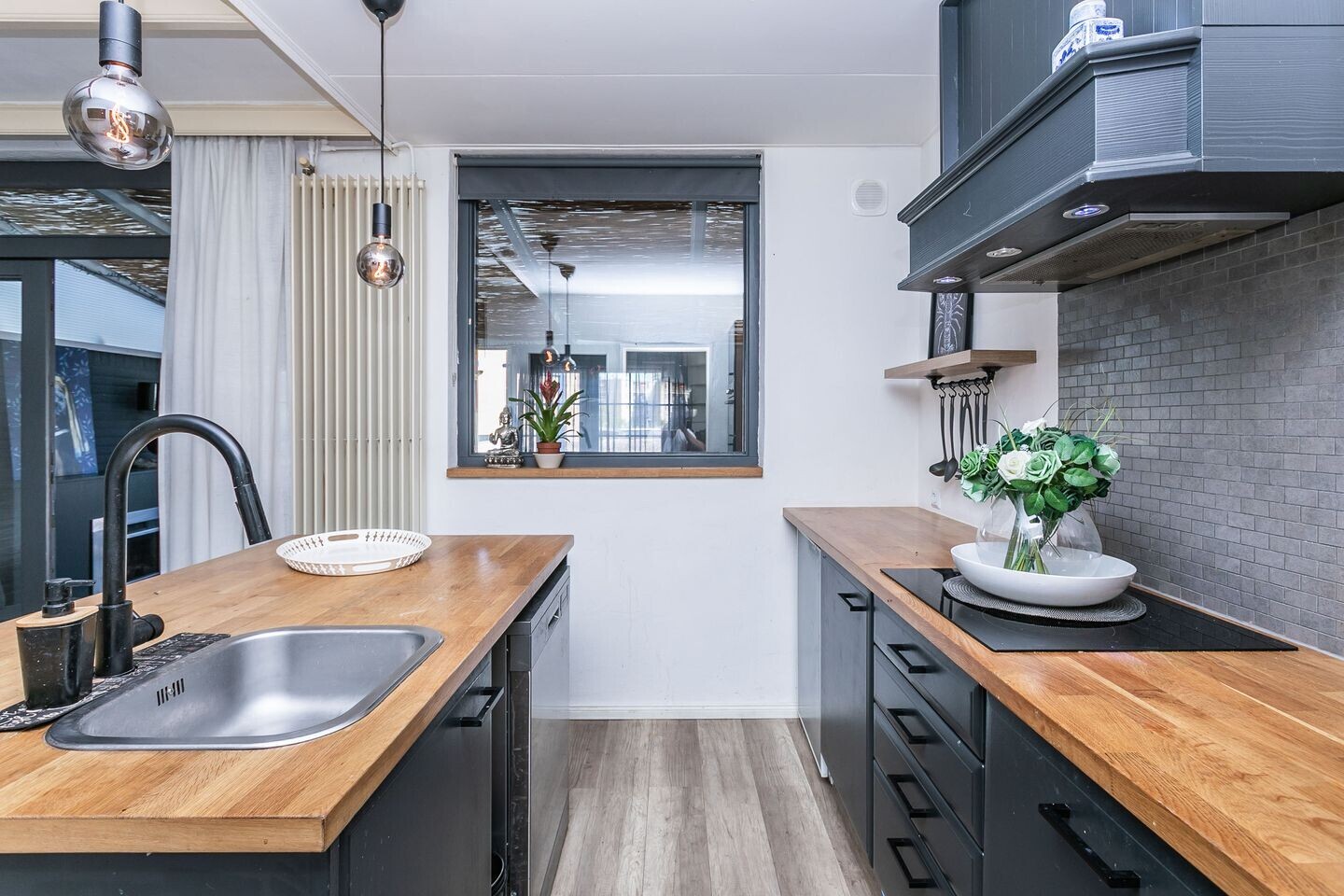 Tussenwoning te koop: Oude Landgraaf 24, Landgraaf