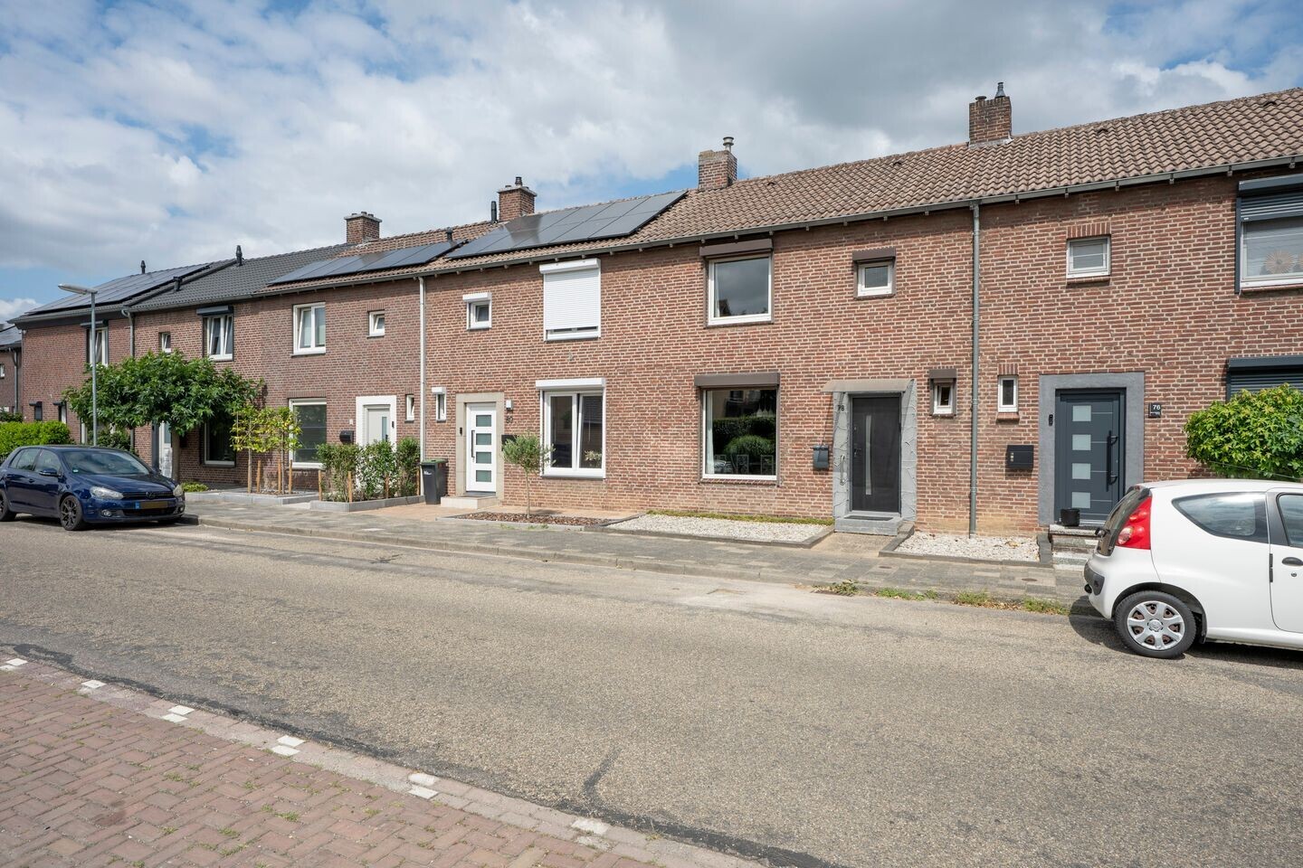 Tussenwoning te koop: Oude Landgraaf 78, Landgraaf