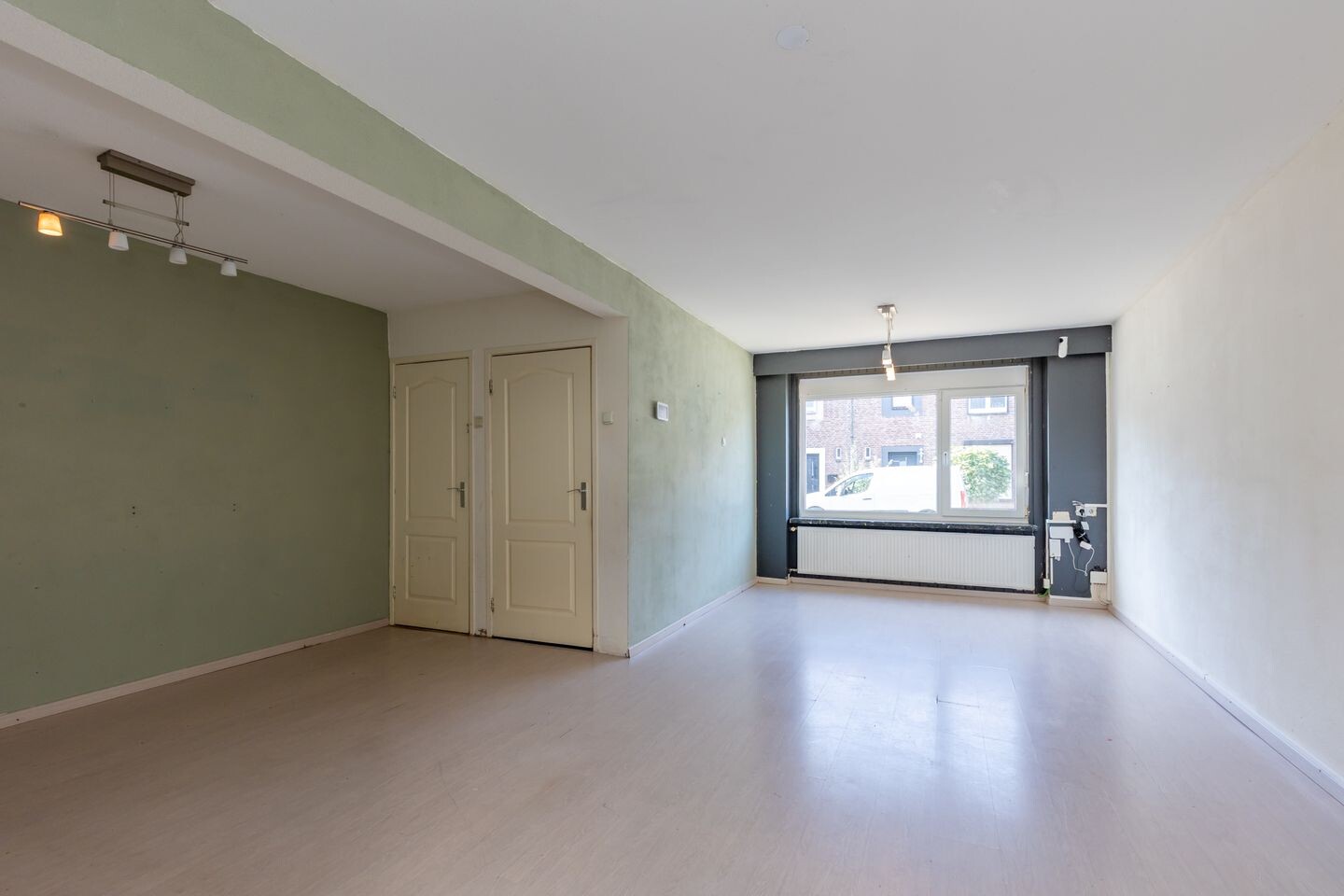 Tussenwoning te koop: Prins Bernhardstraat 8, Landgraaf