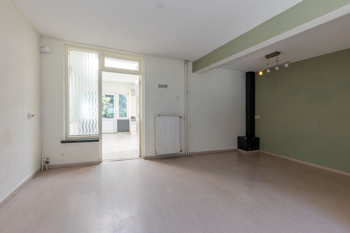 Tussenwoning te koop: Prins Bernhardstraat 8, Landgraaf