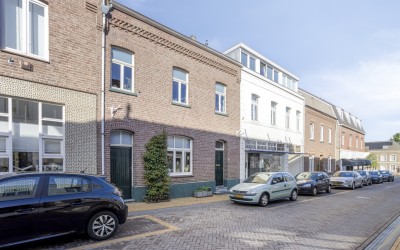 Kerkstraat 8