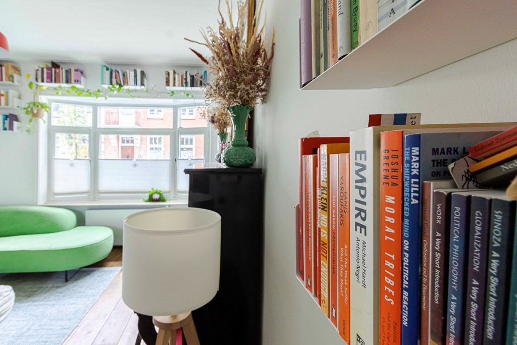 Tussenwoning te koop: Ambachtsstraat 15, Heerlen