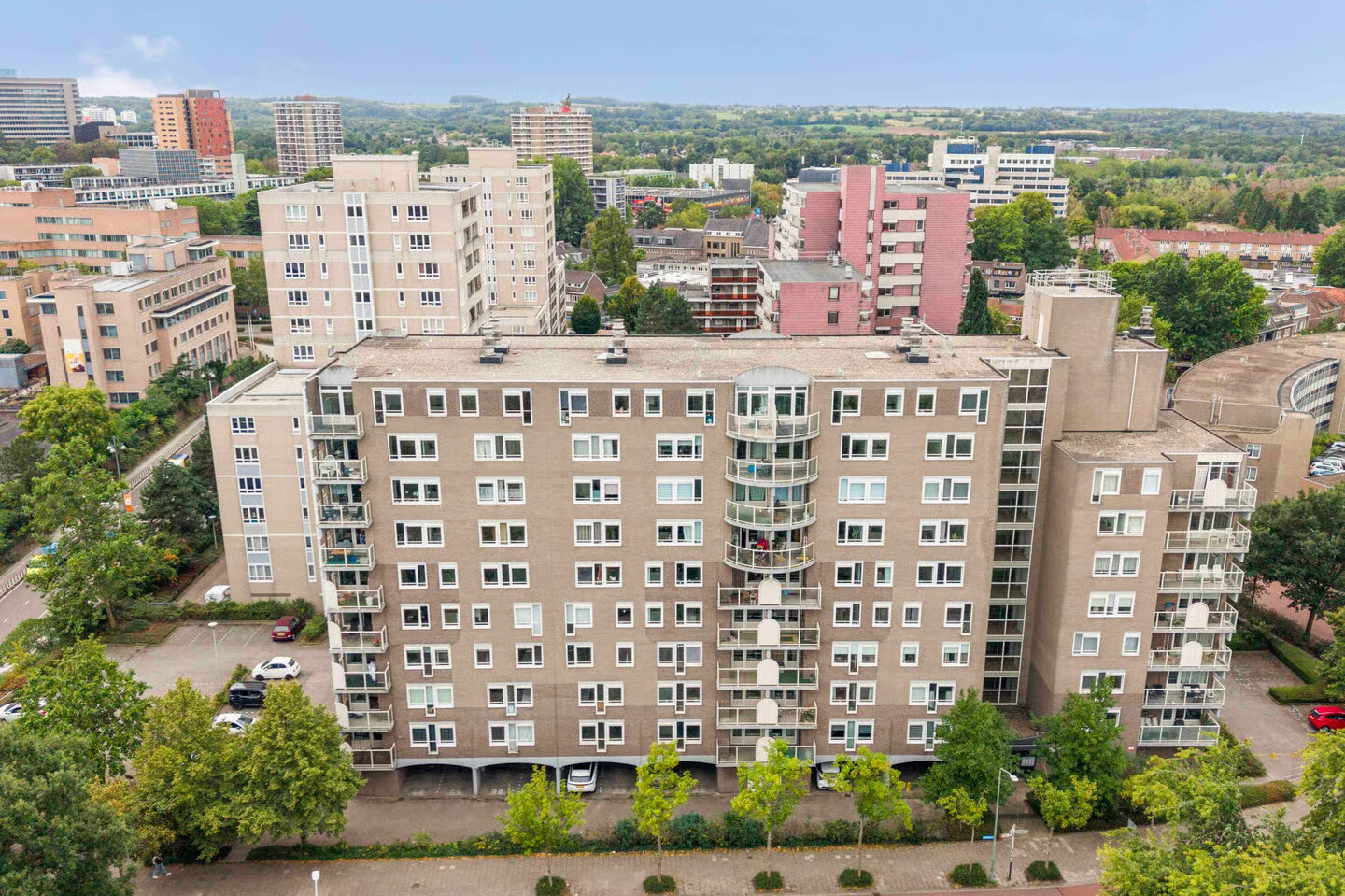 Appartement te koop: De Heugden 319, Heerlen