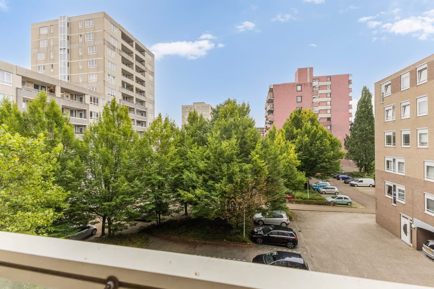 Appartement te koop: De Heugden 319, Heerlen