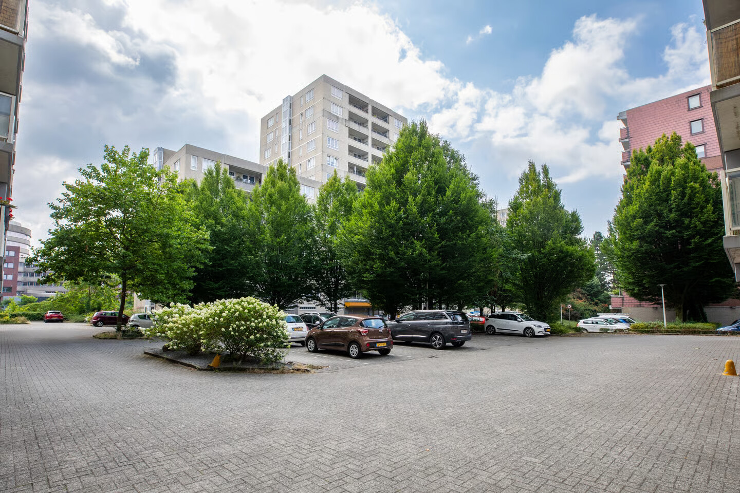 Appartement te koop: De Heugden 370, Heerlen