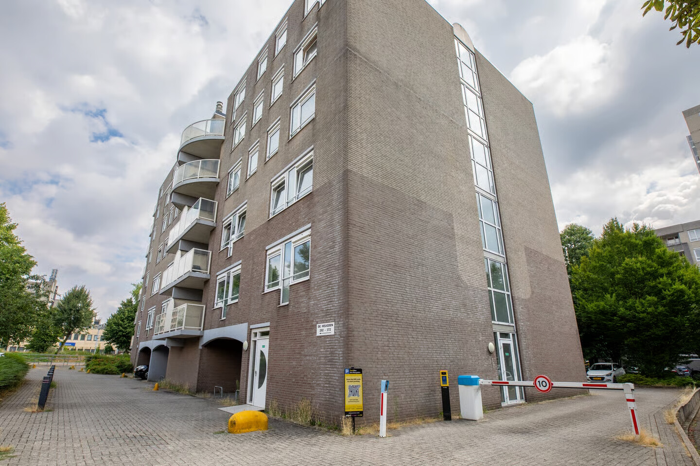 Appartement te koop: De Heugden 370, Heerlen