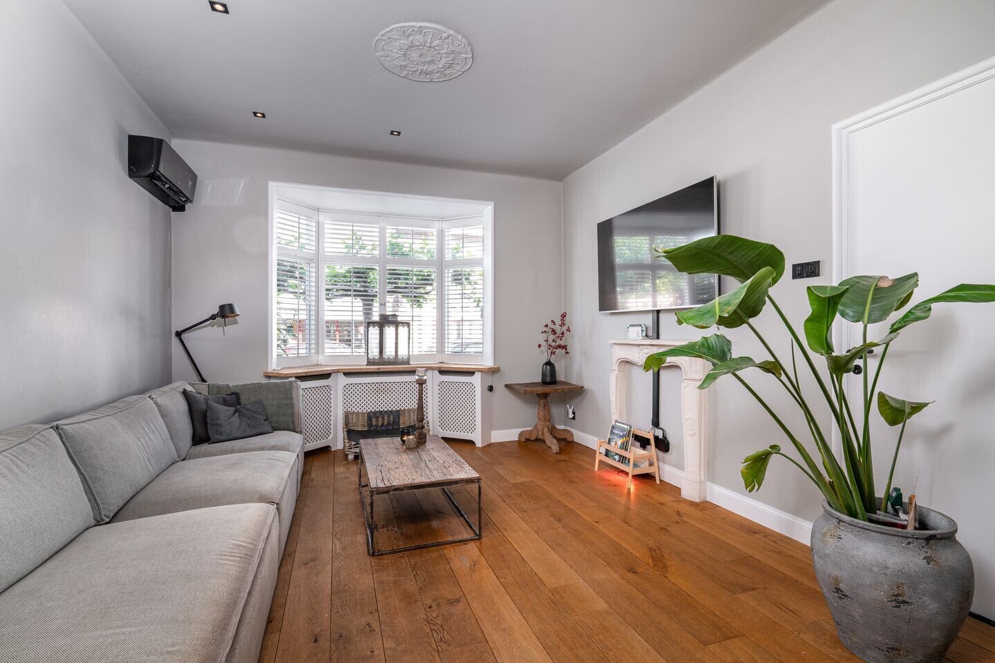Tussenwoning te koop: Nobelstraat 53, Heerlen