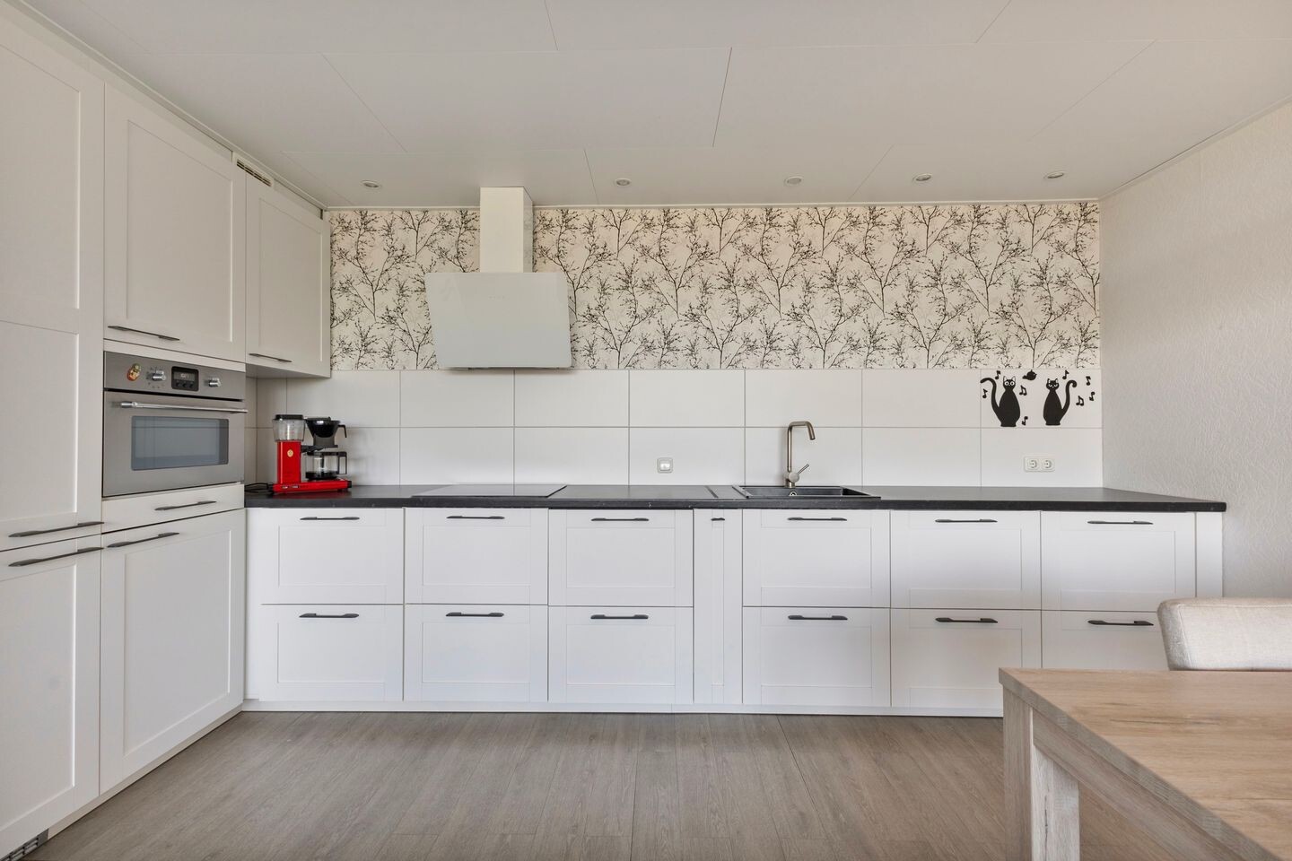 Appartement te koop: Zeskant 111, Heerlen