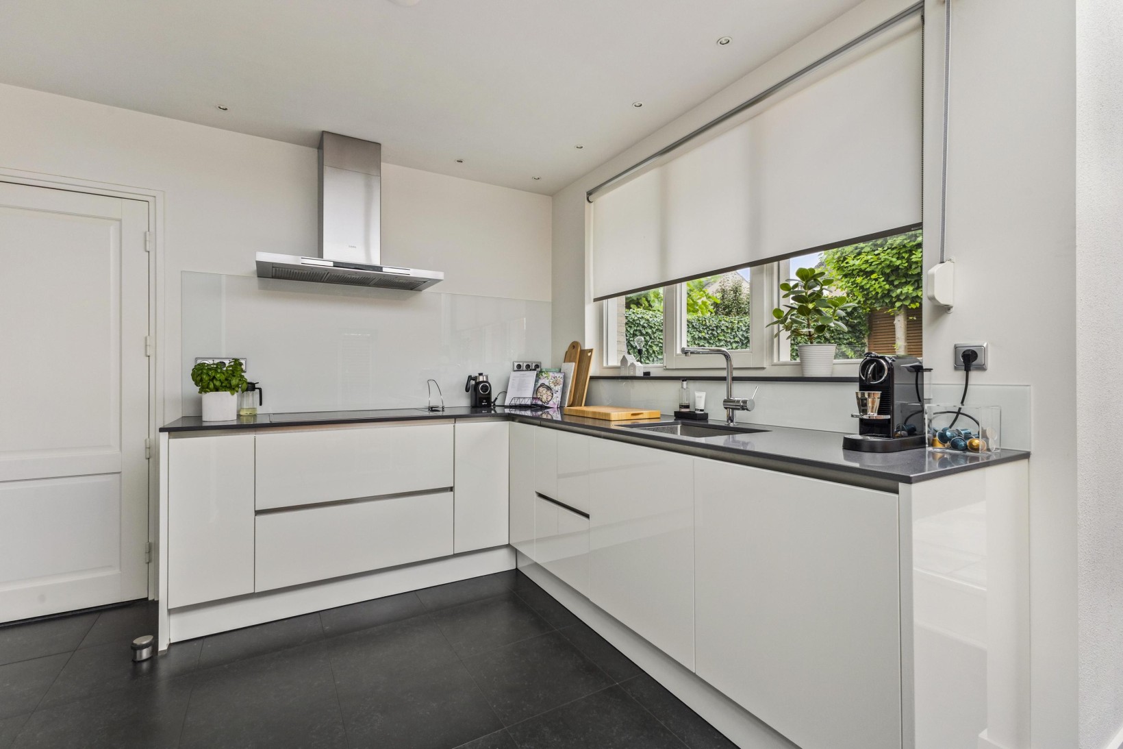 Tussenwoning te koop: Peutzstraat 49, Heerlen