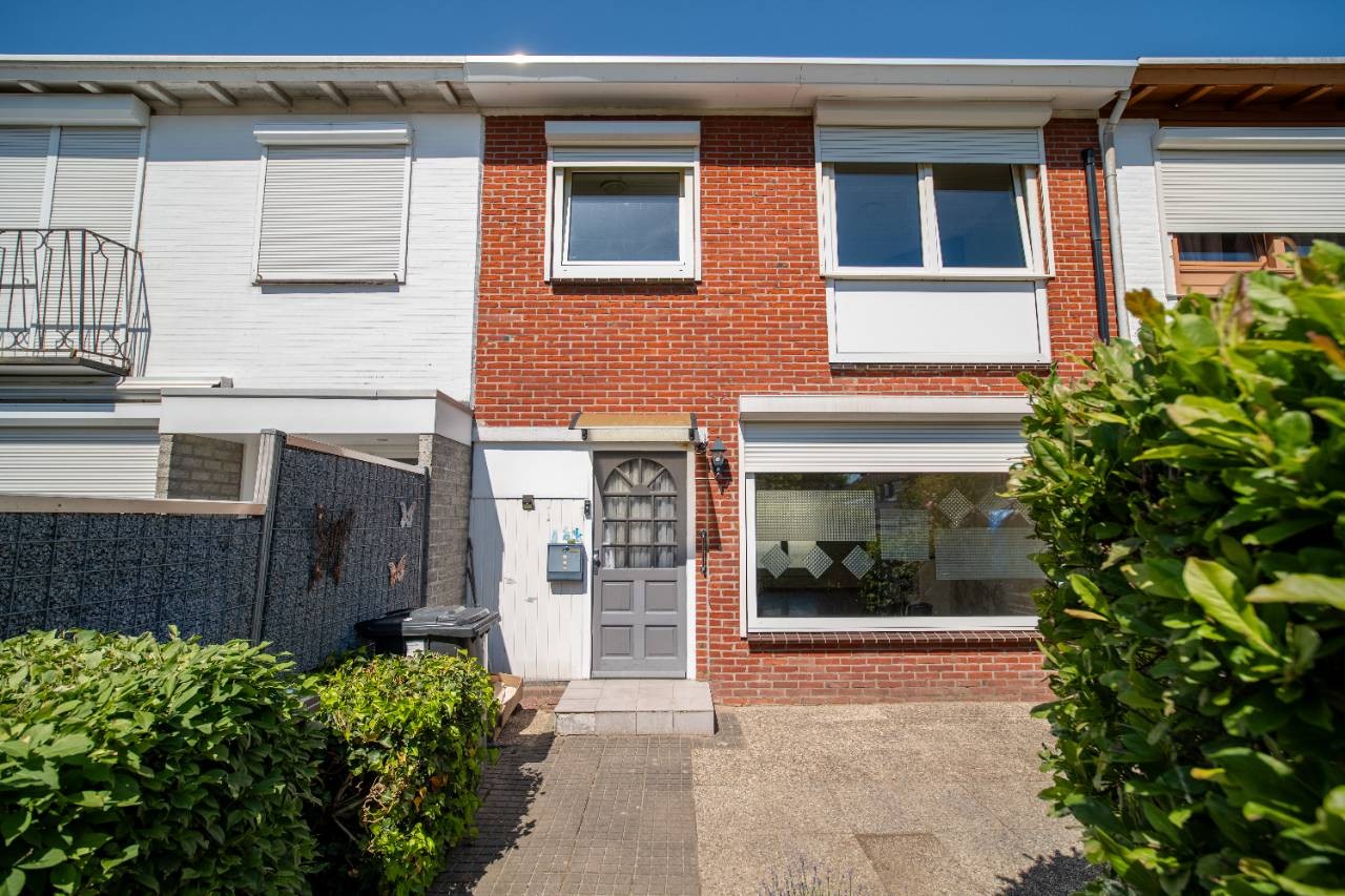 Tussenwoning te koop: Röntgenstraat 28, Heerlen
