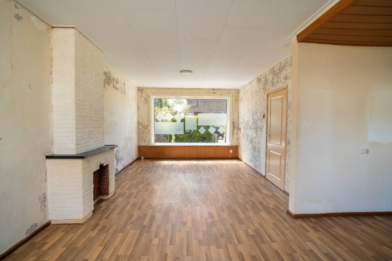 Tussenwoning te koop: Röntgenstraat 28, Heerlen