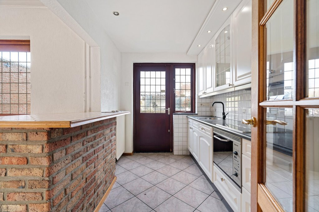Hoekwoning te koop: Van Limburg Stirumstraat 23, Heerlen