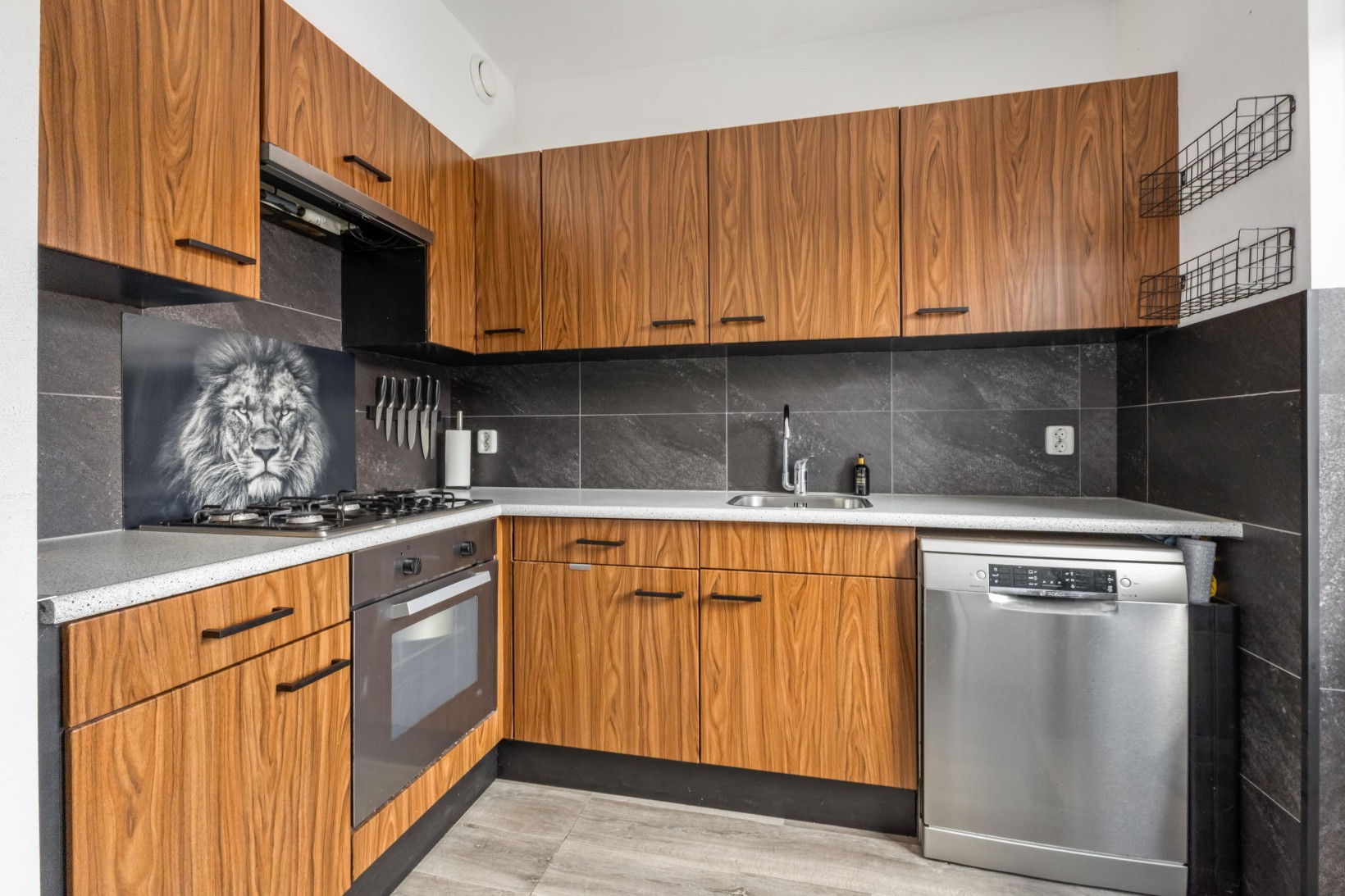 Hoekwoning te koop: Rembrandtstraat 50, Heerlen