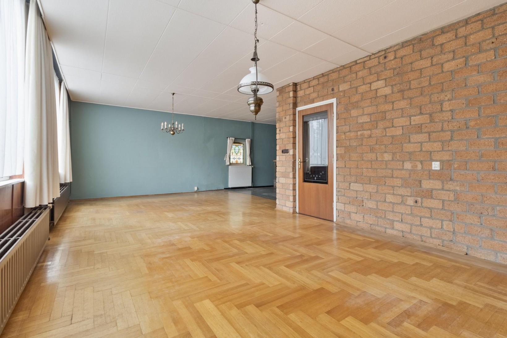 Hoekwoning te koop: Sint Barbarastraat 112, Heerlen