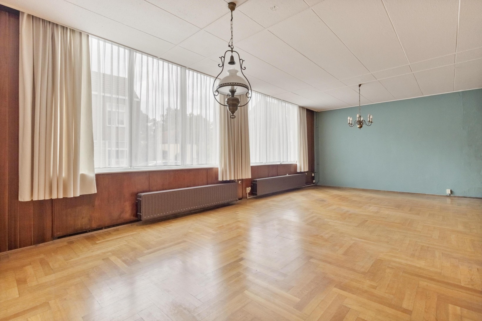 Hoekwoning te koop: Sint Barbarastraat 112, Heerlen