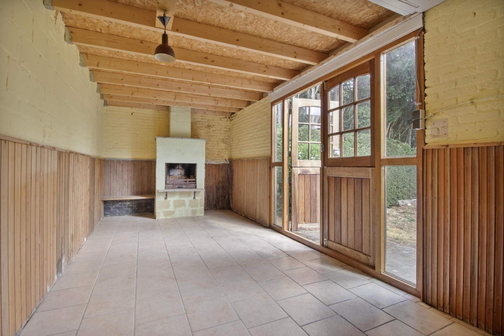 Hoekwoning te koop: Sint Barbarastraat 112, Heerlen