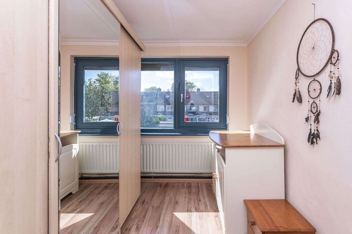 Tussenwoning te koop: De Genestetstraat 10, Heerlen