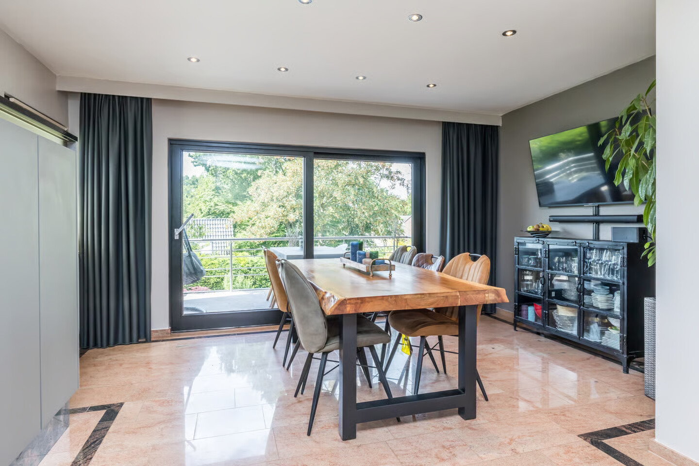 Vrijstaande woning te koop: Parmentierstraat 42, Heerlen