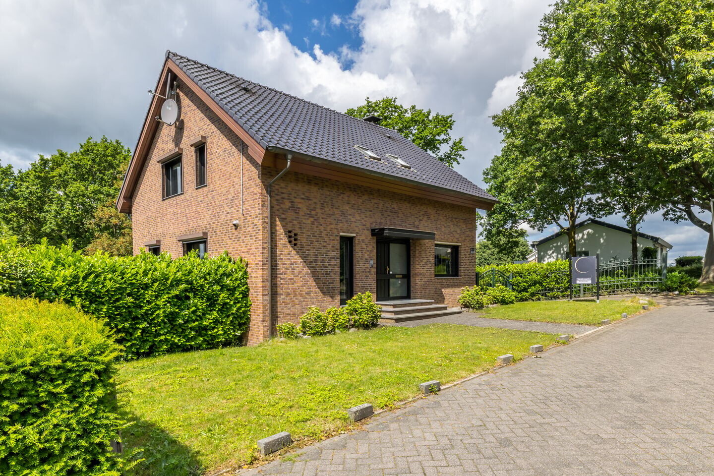 Vrijstaande woning te koop: Parmentierstraat 42, Heerlen
