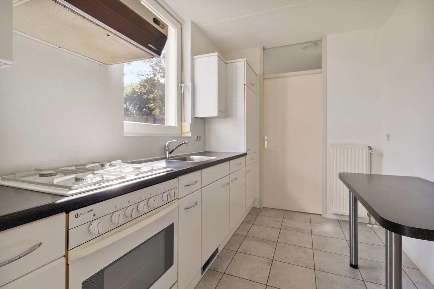 Tussenwoning te koop: Roggehof 90, Heerlen
