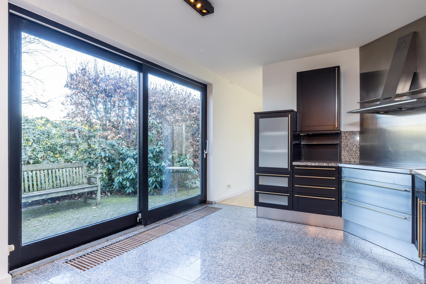 Vrijstaande woning te koop: Ruth Firststraat 15, Heerlen