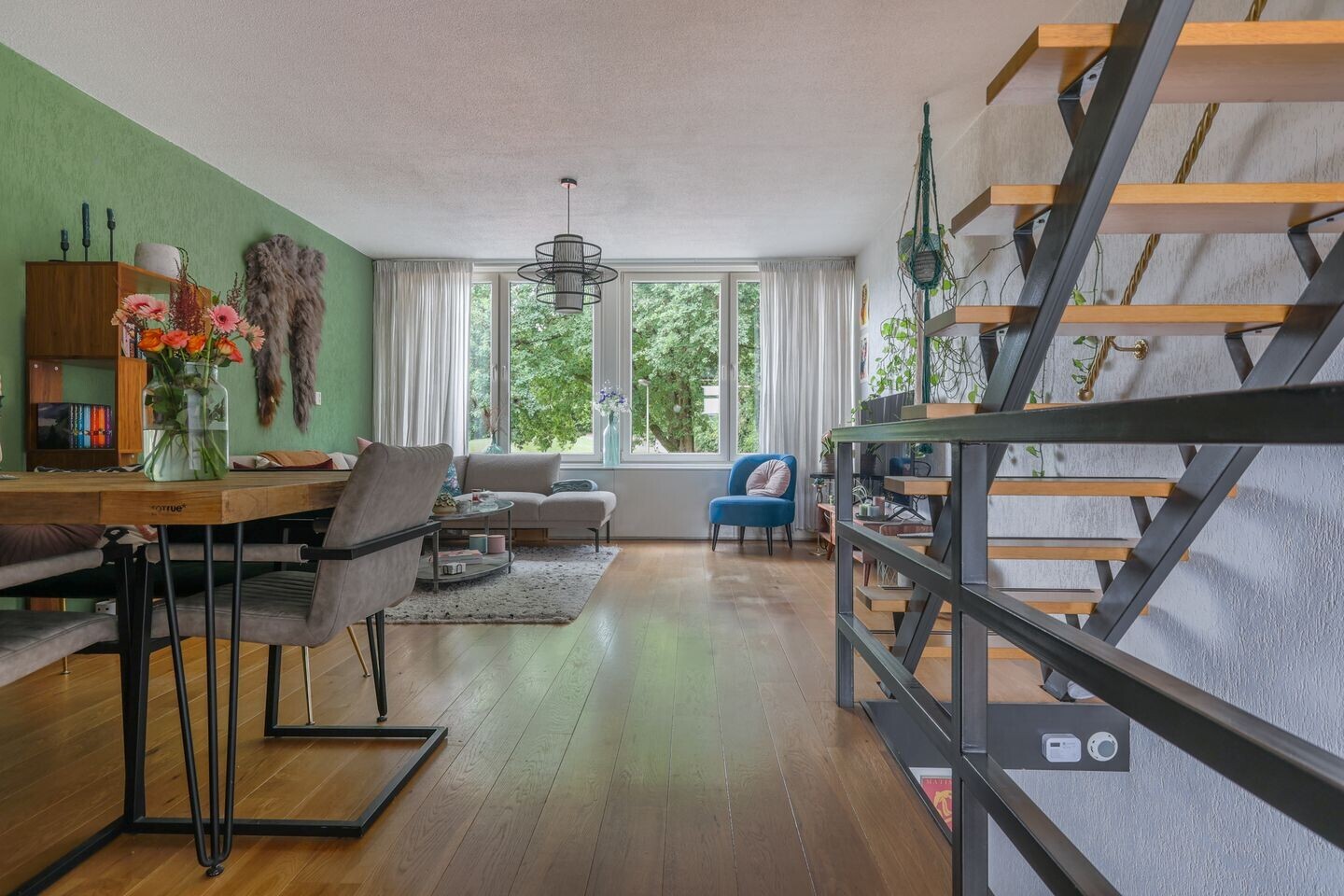 Tussenwoning te koop: Mergelsweg 146, Heerlen