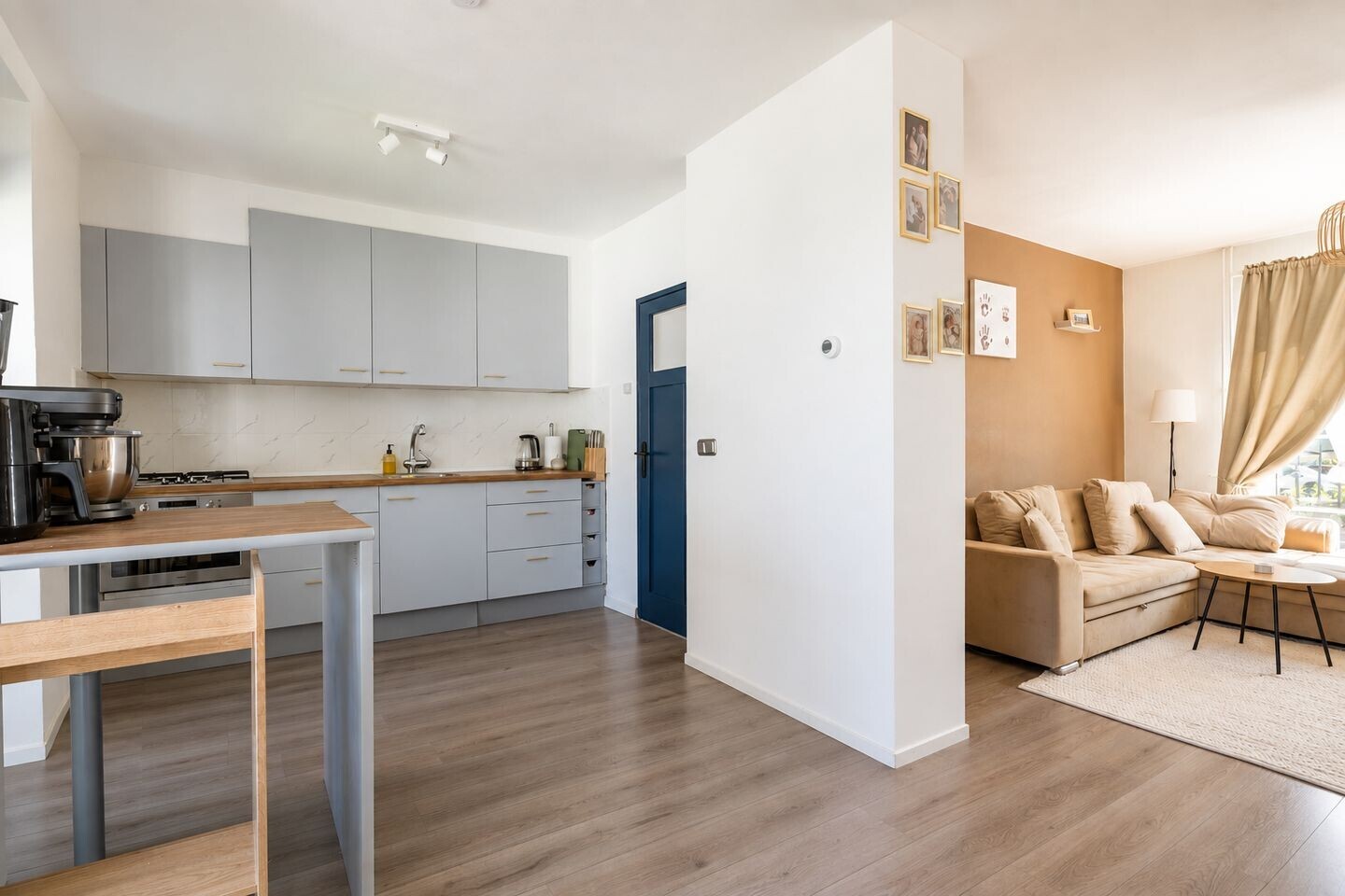 Twee-onder-één-kap te koop: Bergplein 22, Hoensbroek