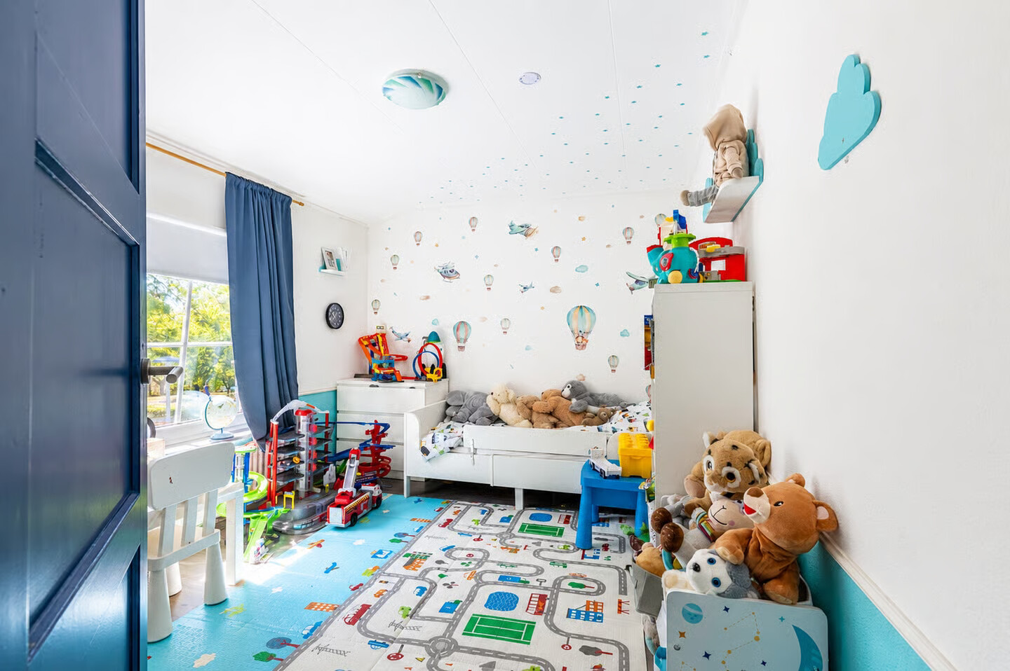 Twee-onder-één-kap te koop: Bergplein 22, Hoensbroek