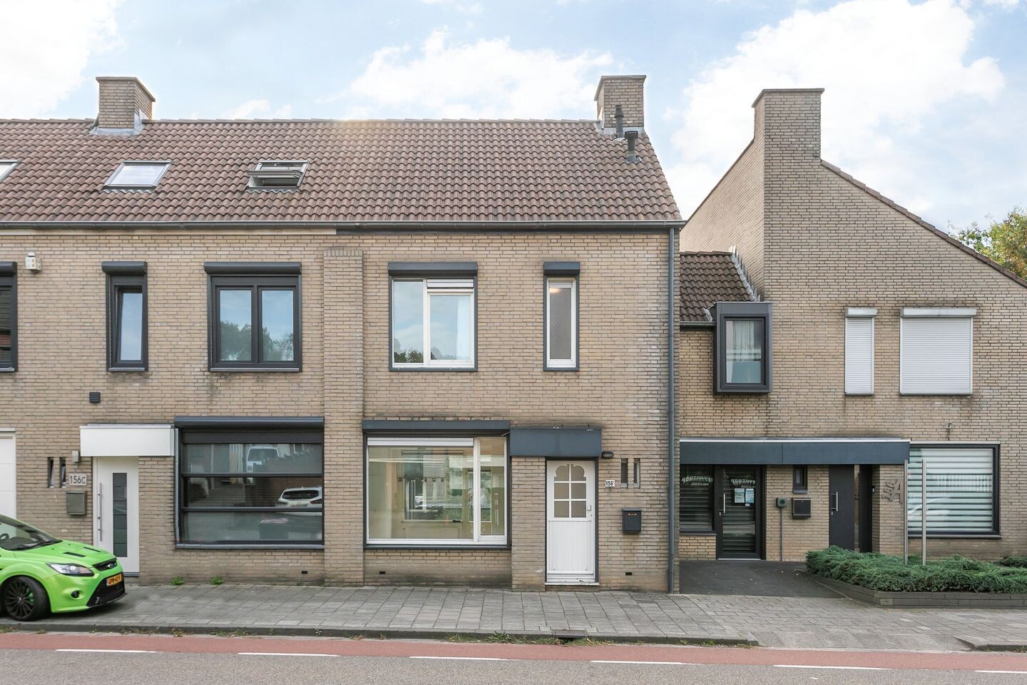 Tussenwoning te koop: Kouvenderstraat 156B, Hoensbroek