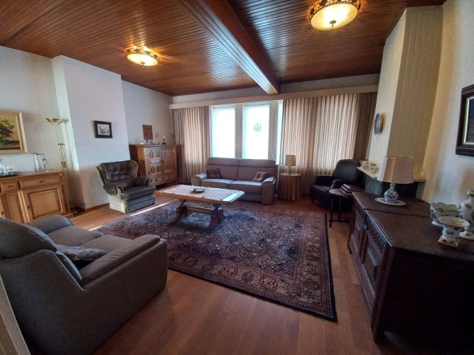 Hoekwoning te koop: Kouvenderstraat 242, Hoensbroek