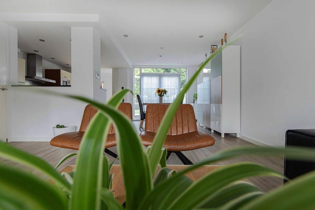 Tussenwoning te koop: Dr. Albert Schweitzerstraat 40, Hoensbroek