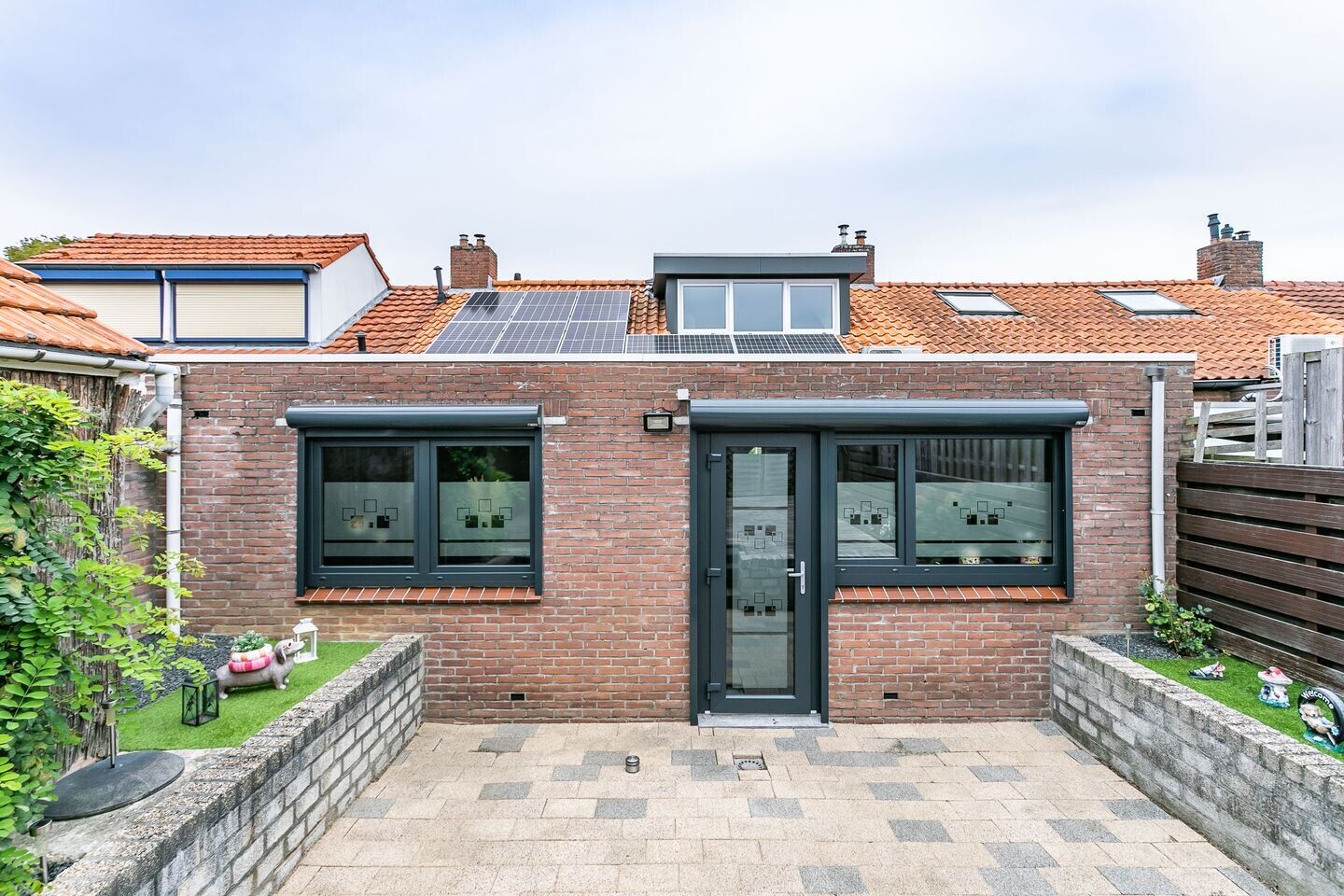 Tussenwoning te koop: Leeuwerikstraat 29, Hoensbroek
