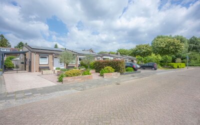 Deken Lendersstraat 8