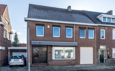 Montfortstraat 33