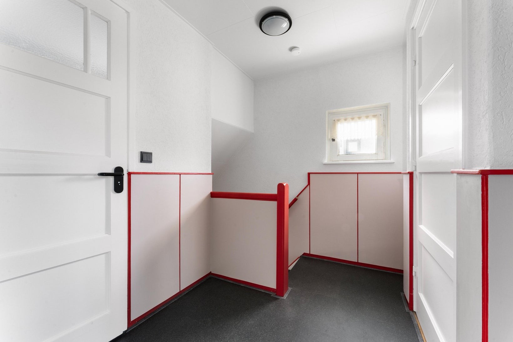 Twee-onder-één-kap te koop: Dr. Poelsstraat 42, Amstenrade