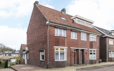 Dorpstraat 50