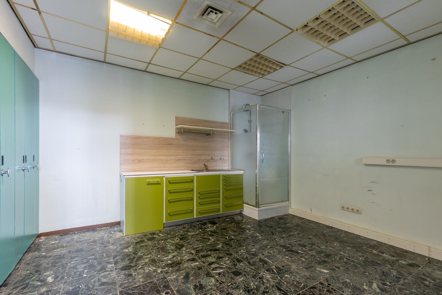 Tussenwoning te koop: Kerkstraat 115, Brunssum