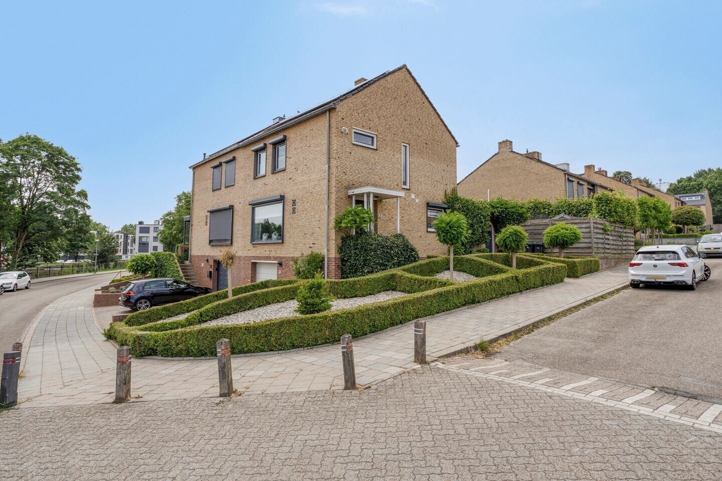 Twee-onder-één-kap te koop: Koningstraat 68, Brunssum