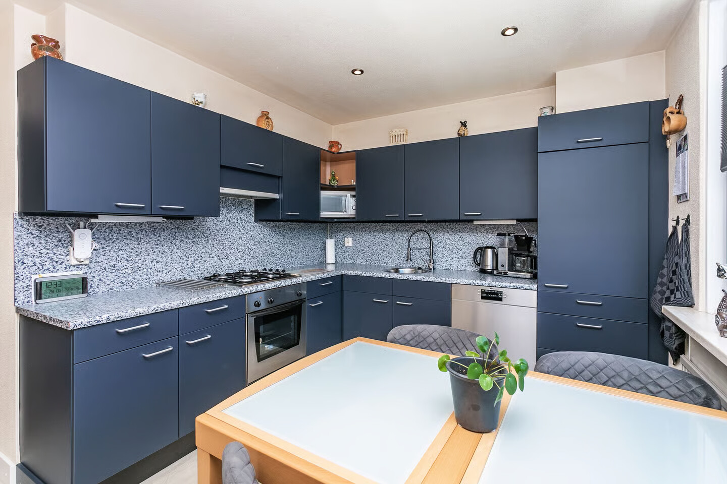 Hoekwoning te koop: De Gasperistraat 38, Brunssum