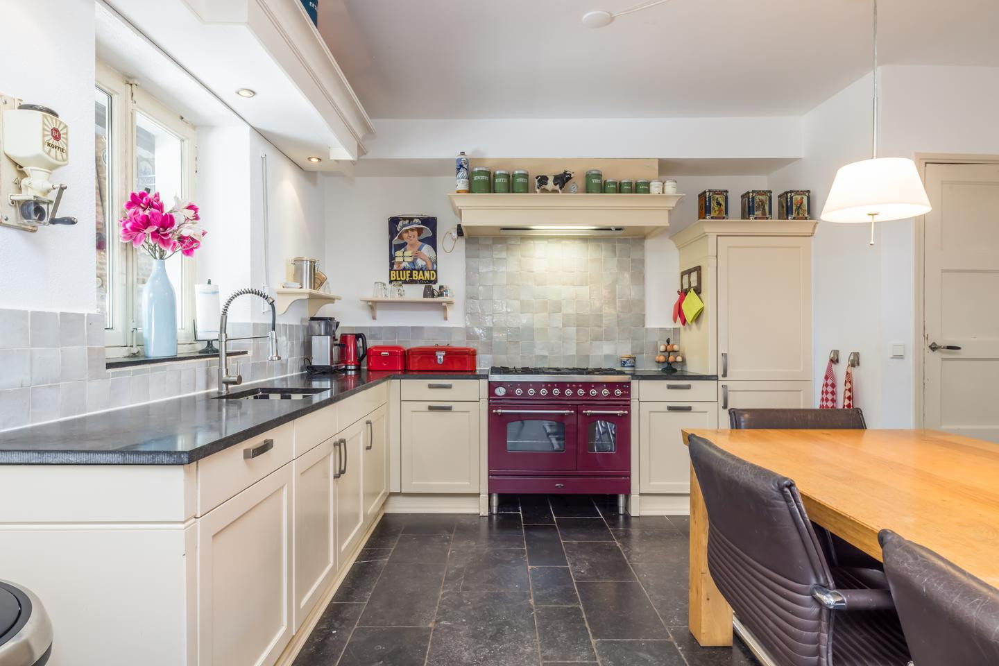 Vrijstaande woning te koop: Titus Brandsmastraat 15, Brunssum