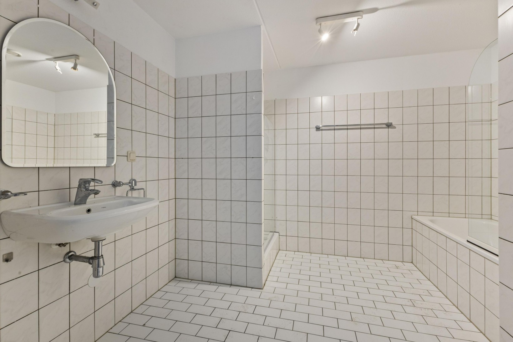 Appartement te koop: Houtwal 5, Brunssum