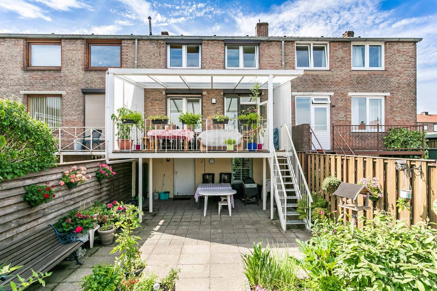 Tussenwoning te koop: Acaciastraat 16, Brunssum